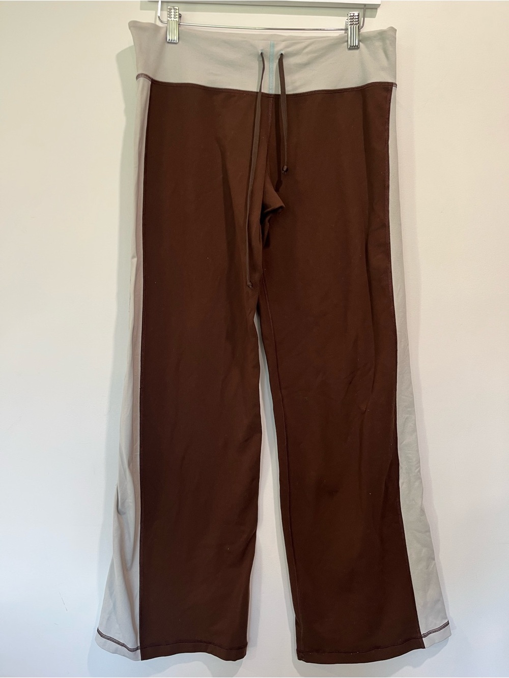 Vintage Y2K lululemon Brown and Cream Wide-Leg Groove Pants Made in Canada 10